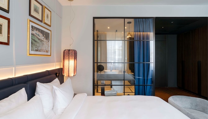 Radisson Collection Hotel, Santa Sofia Milan - Collection Premium Room