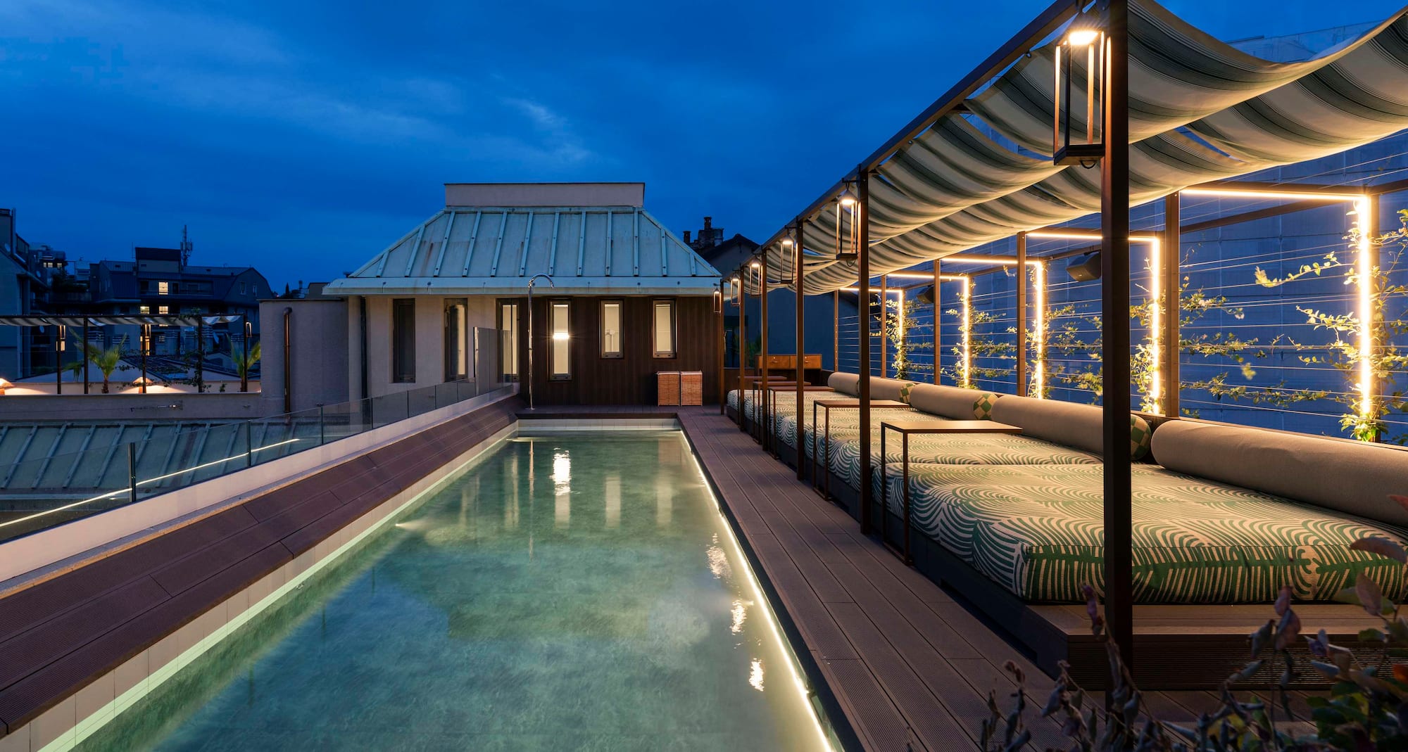 Radisson Collection Hotel, Santa Sofia Milan - Pool & Bar