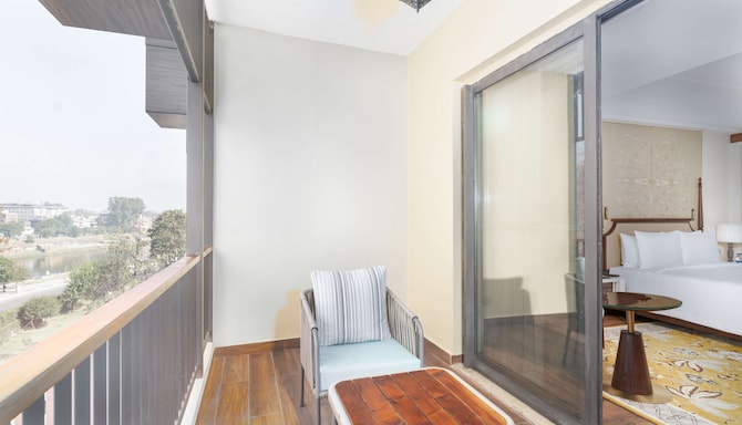 Radisson Collection Hotel & Spa, Riverfront Srinagar - Collection Executive Room balcony