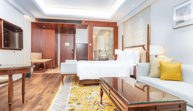 Radisson Collection Hotel & Spa, Riverfront Srinagar - Collection Premium Room