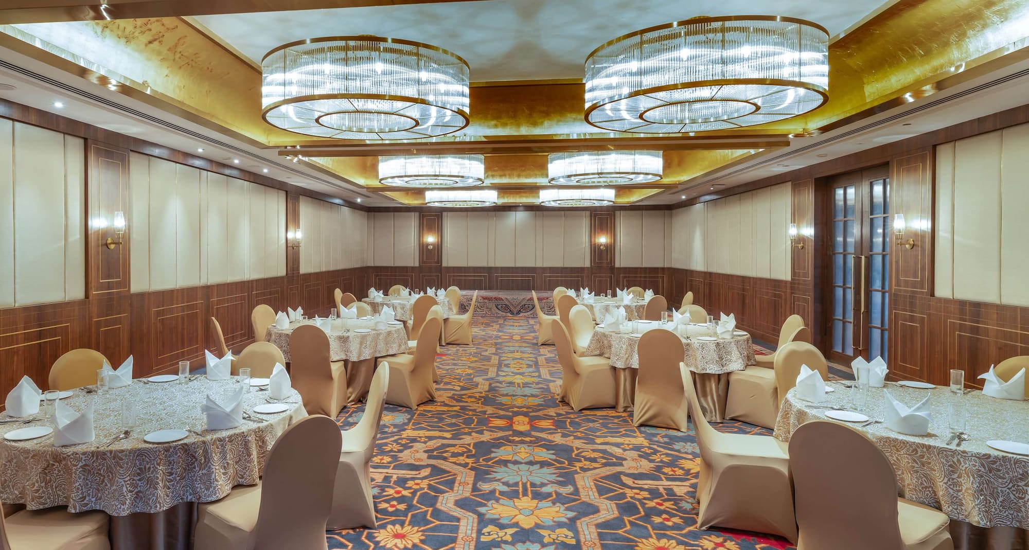 Radisson Collection Hotel & Spa, Riverfront Srinagar - Zewar Hall