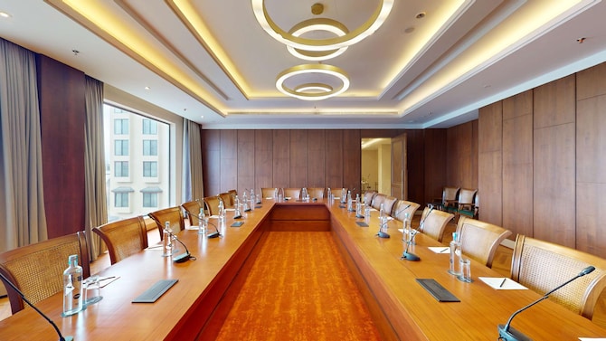 Radisson Collection Hotel and Spa, Riverfront Srinagar - Board Room Seating