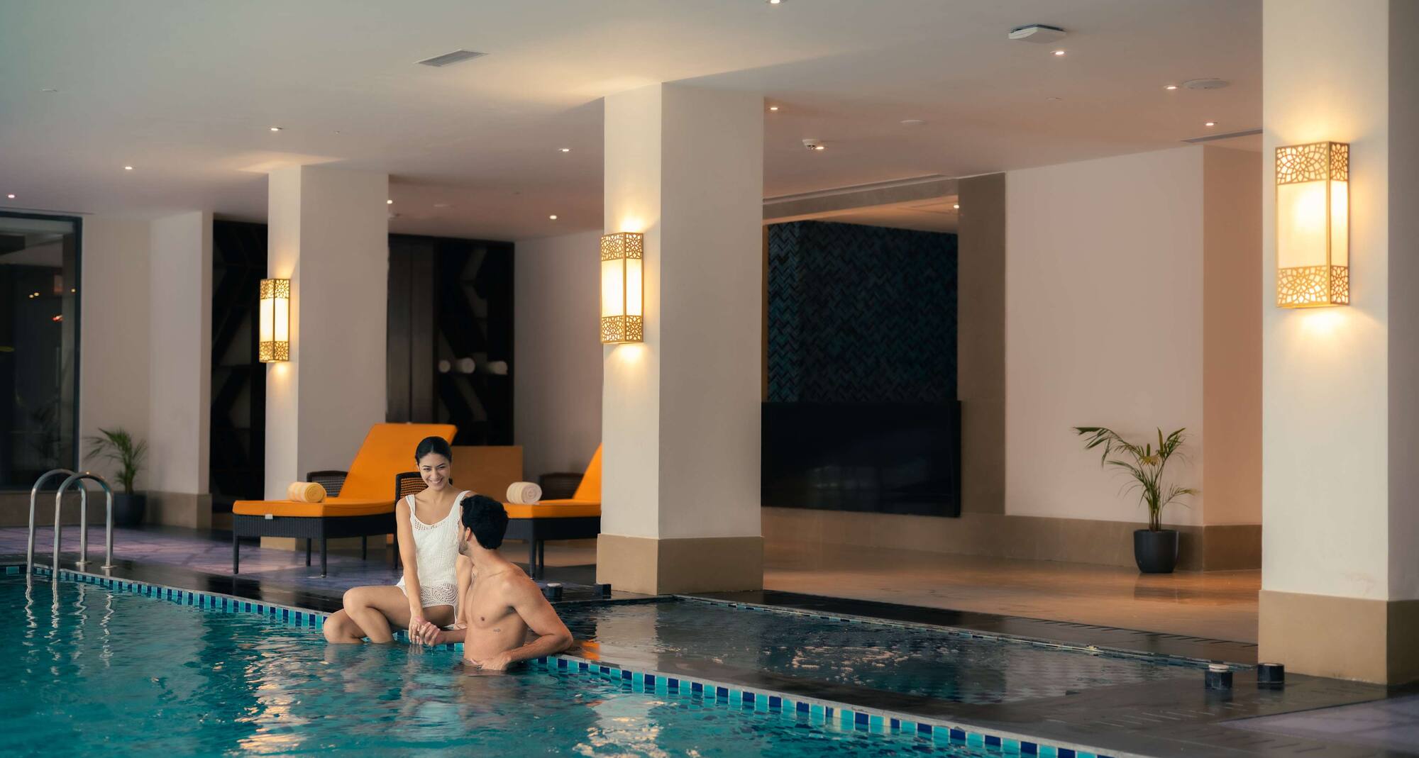 Radisson Collection Hotel & Spa, Riverfront Srinagar - إطلالة على حمام السباحة