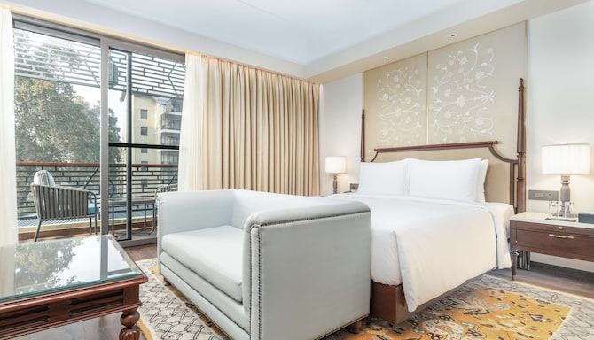 Radisson Collection Hotel & Spa, Riverfront Srinagar - Suite