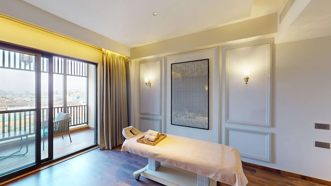 Radisson Collection Hotel & Spa, Riverfront Srinagar - Presidential Suite Spa Room