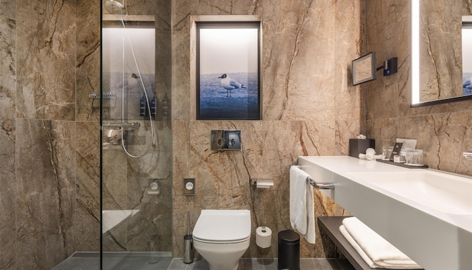 Radisson Collection Hotel, Tallinn - Huoneen kylpyamme