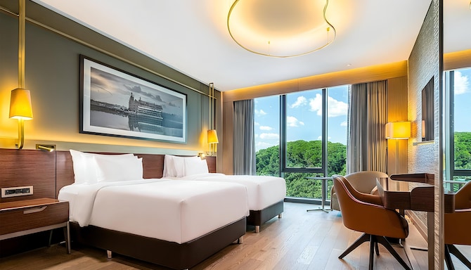 Radisson Collection Hotel, Vadistanbul - Family Stay Connection