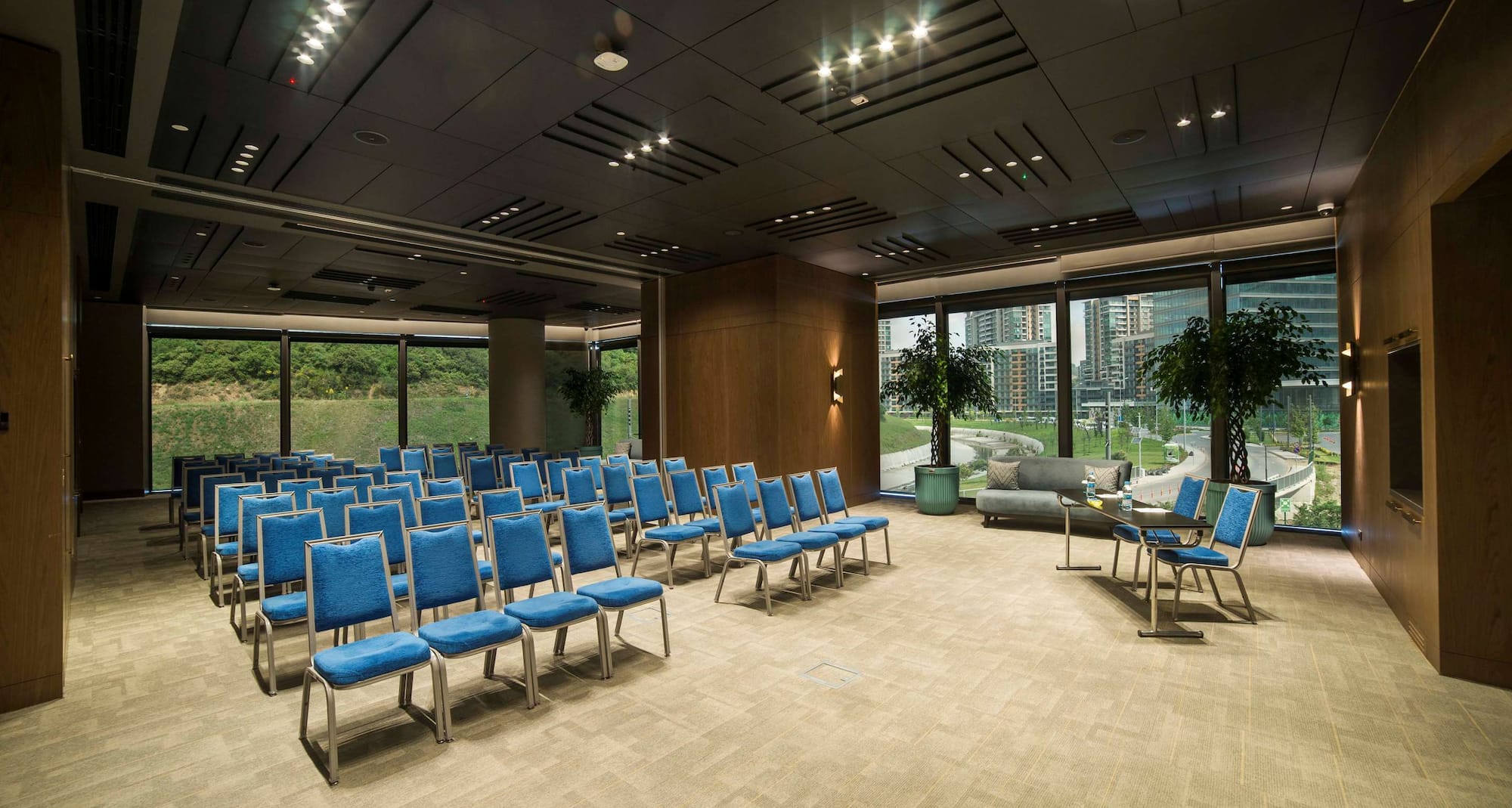 Radisson Collection Hotel, Vadistanbul - Daylight