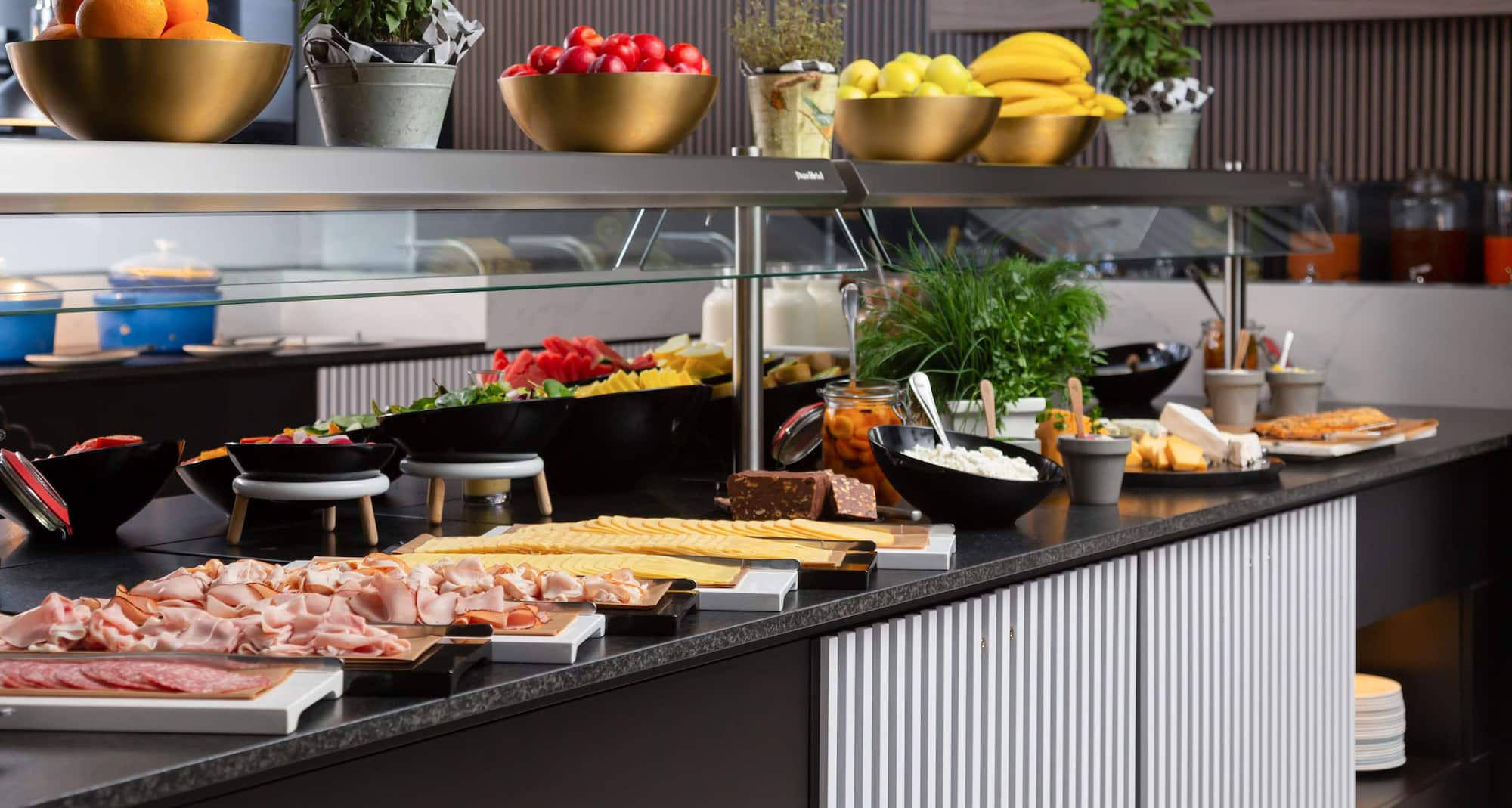 Radisson Collection Hotel, Warsaw - Breakfast