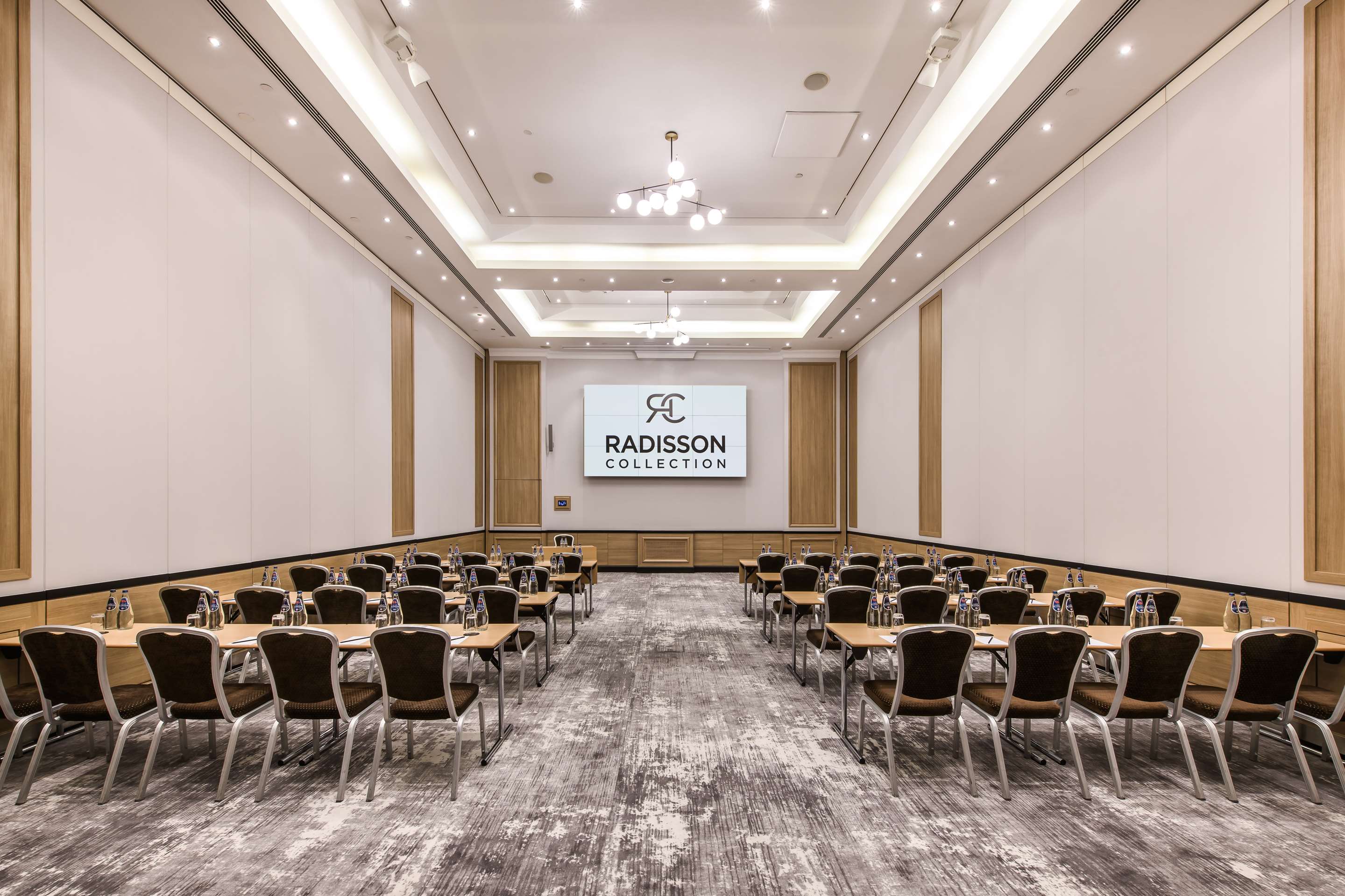 Залы для мероприятий в центре Варшавы - Radisson Collection