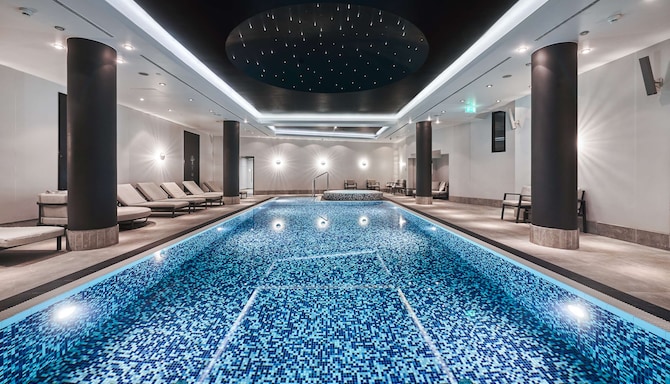 Radisson Collection Hotel, Warsaw - Swimming pool - Heart Gym and Wellness 2