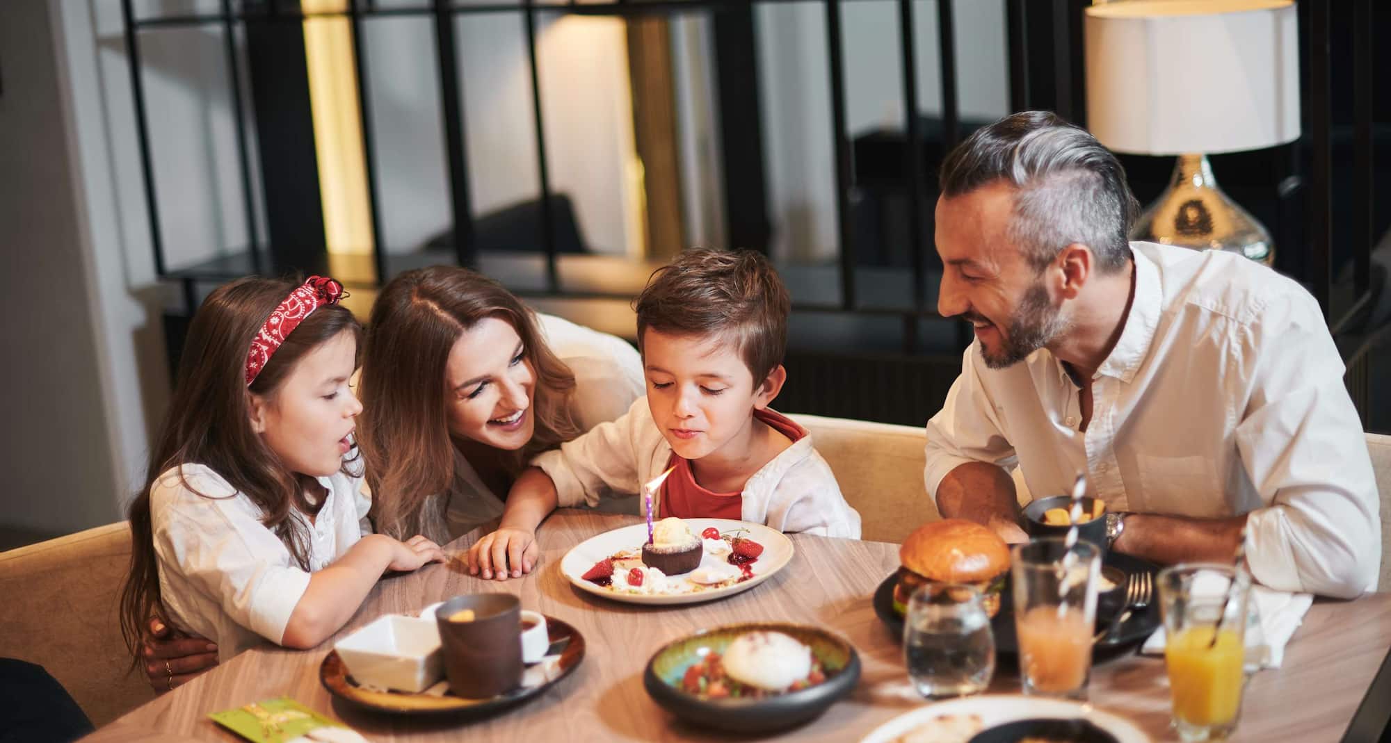 Radisson Collection Hotel, Warsaw - Family photo session