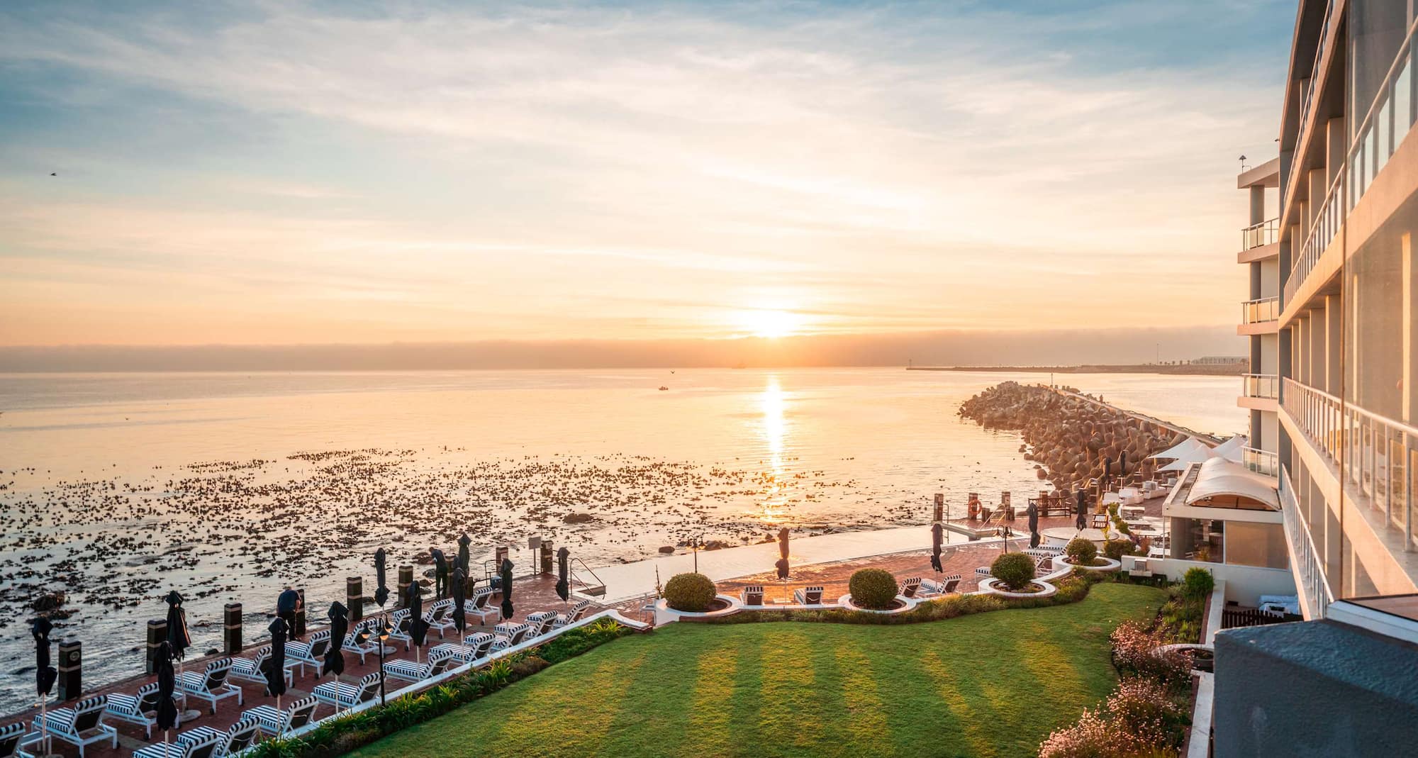 Radisson Blu Hotel Waterfront, Cape Town - Sunrise