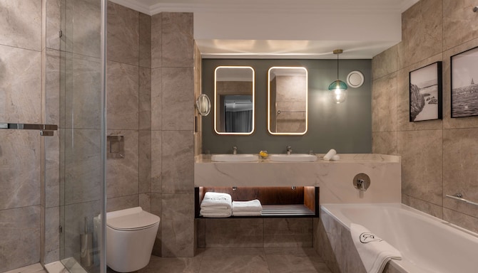 Radisson Collection Hotel, Waterfront Cape Town - Collection Premium Room with Balcony Marina View