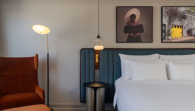 Radisson Collection Hotel, Waterfront Cape Town - Collection Superior with Mountain View