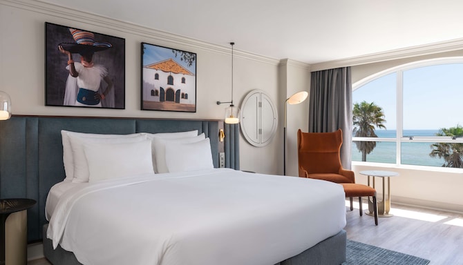 Radisson Collection Hotel, Waterfront Cape Town - Collection Superior Room with Partial Ocean View