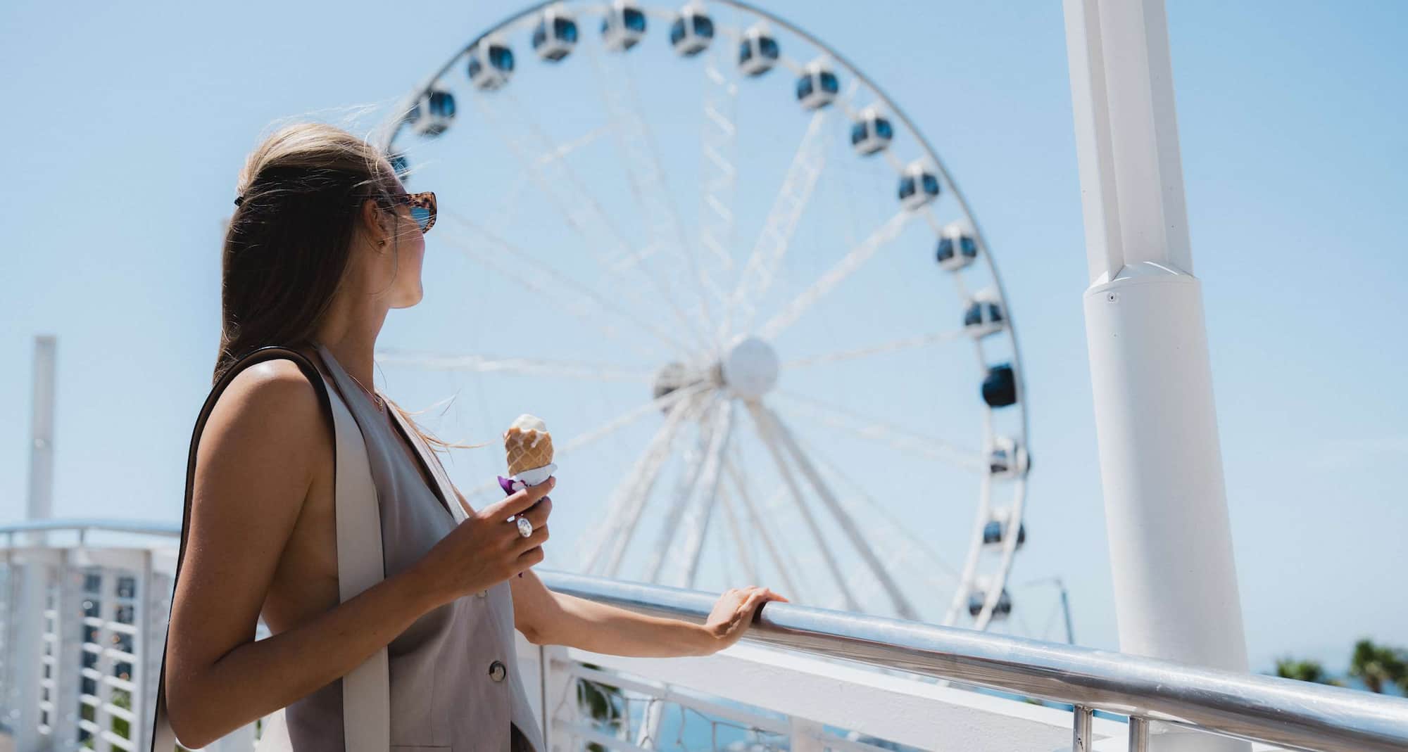 Radisson Collection Hotel, Waterfront Cape Town - VandA