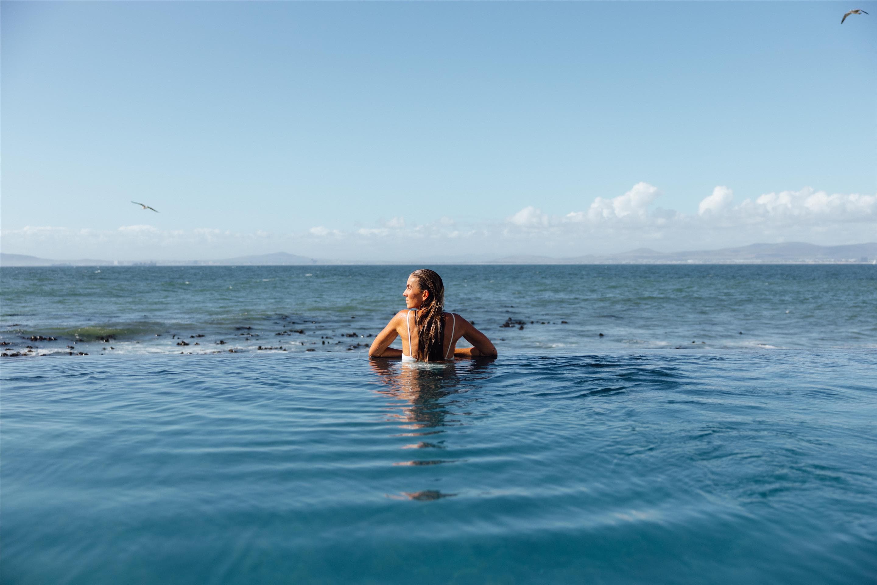 Radisson Collection Hotel, Waterfront Cape Town - Infinity pool