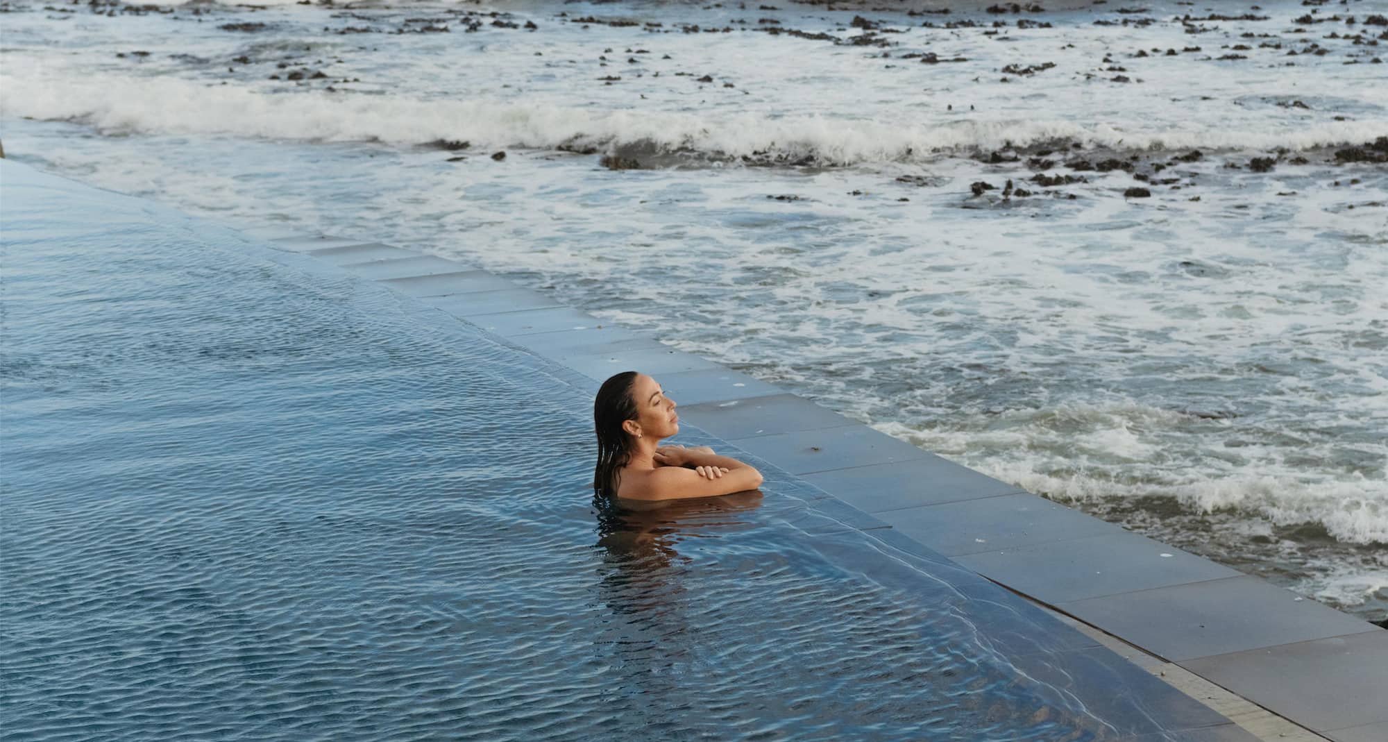 Radisson Collection Hotel, Waterfront Cape Town - Infinity Pool