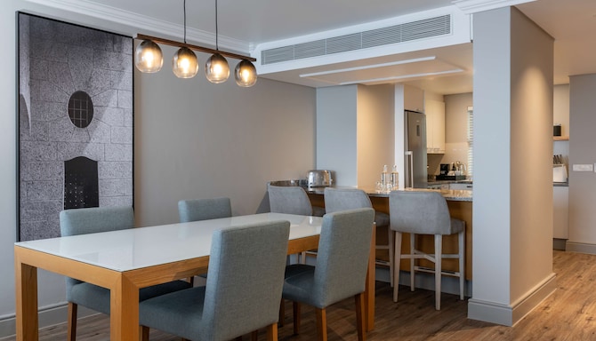 Radisson Collection Hotel, Waterfront Cape Town - Presidential Suite with Balcony Ocean View