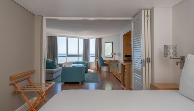 Radisson Collection Hotel, Waterfront Cape Town - Suite with Balcony - Ocean View