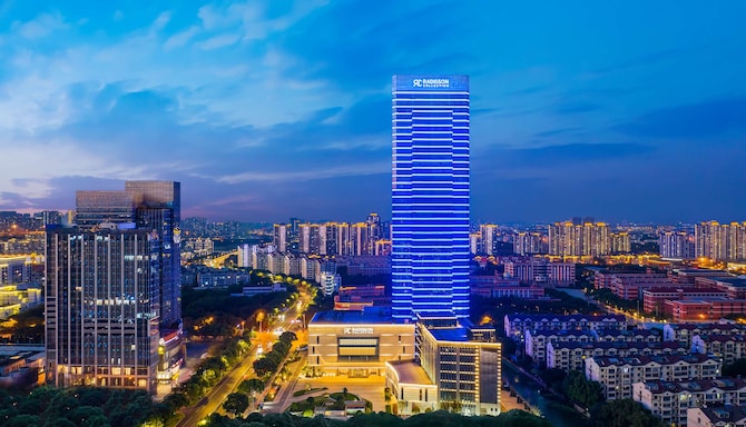 Radisson Collection Hotel, Wuxi - Exterior night view