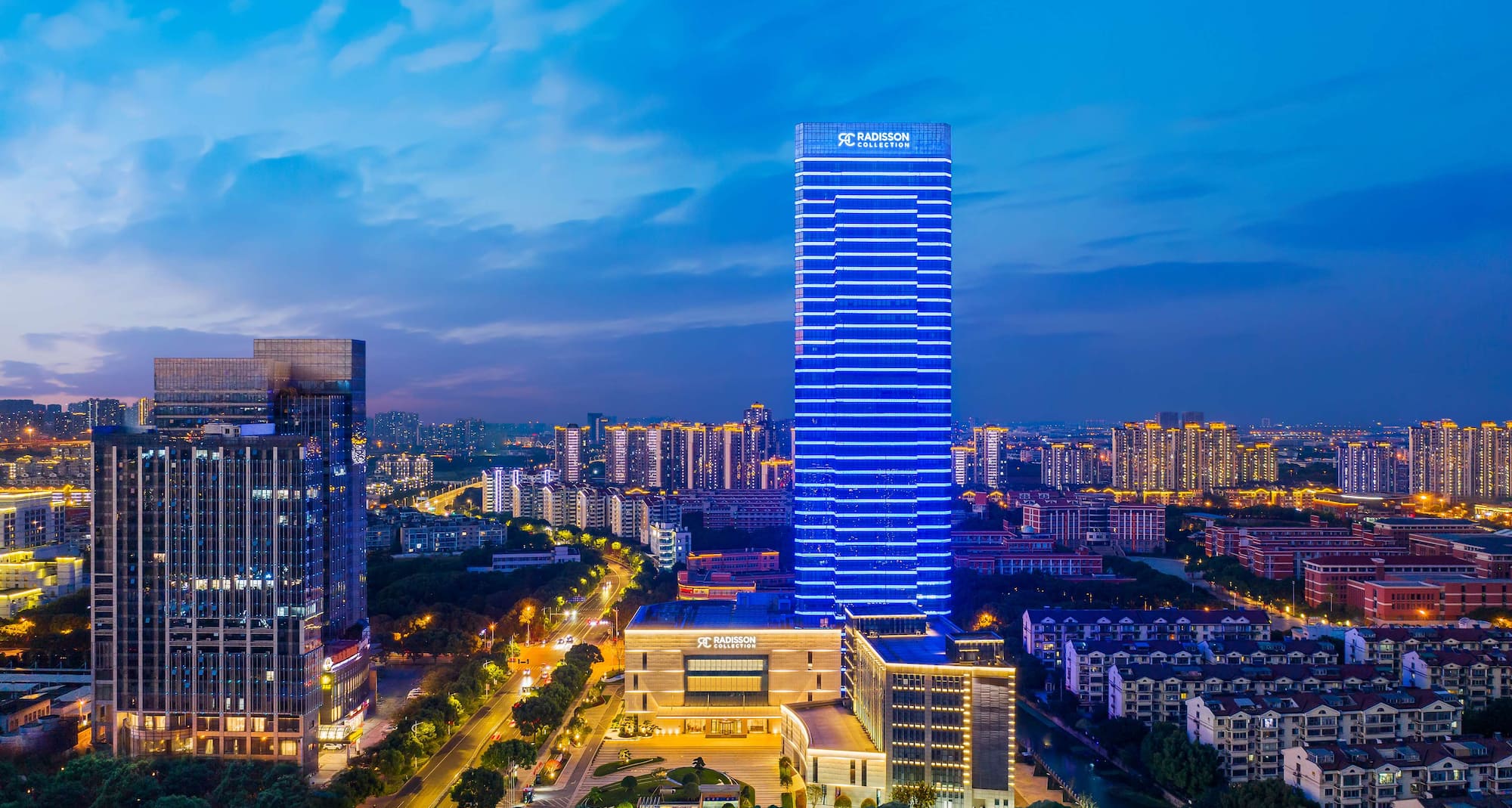 Radisson Collection Hotel, Wuxi - Exterior night view