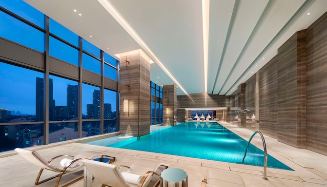 Radisson Collection Hotel, Wuxi - Swimming Pool