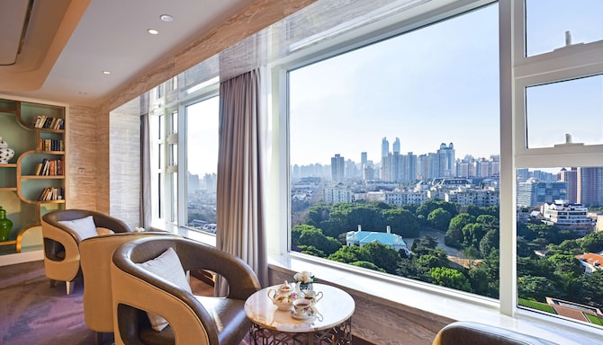 Radisson Collection Hotel, Xing Guo Shanghai - Madam Li Lounge