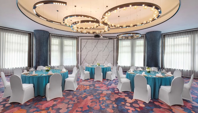 Pinnacle Room