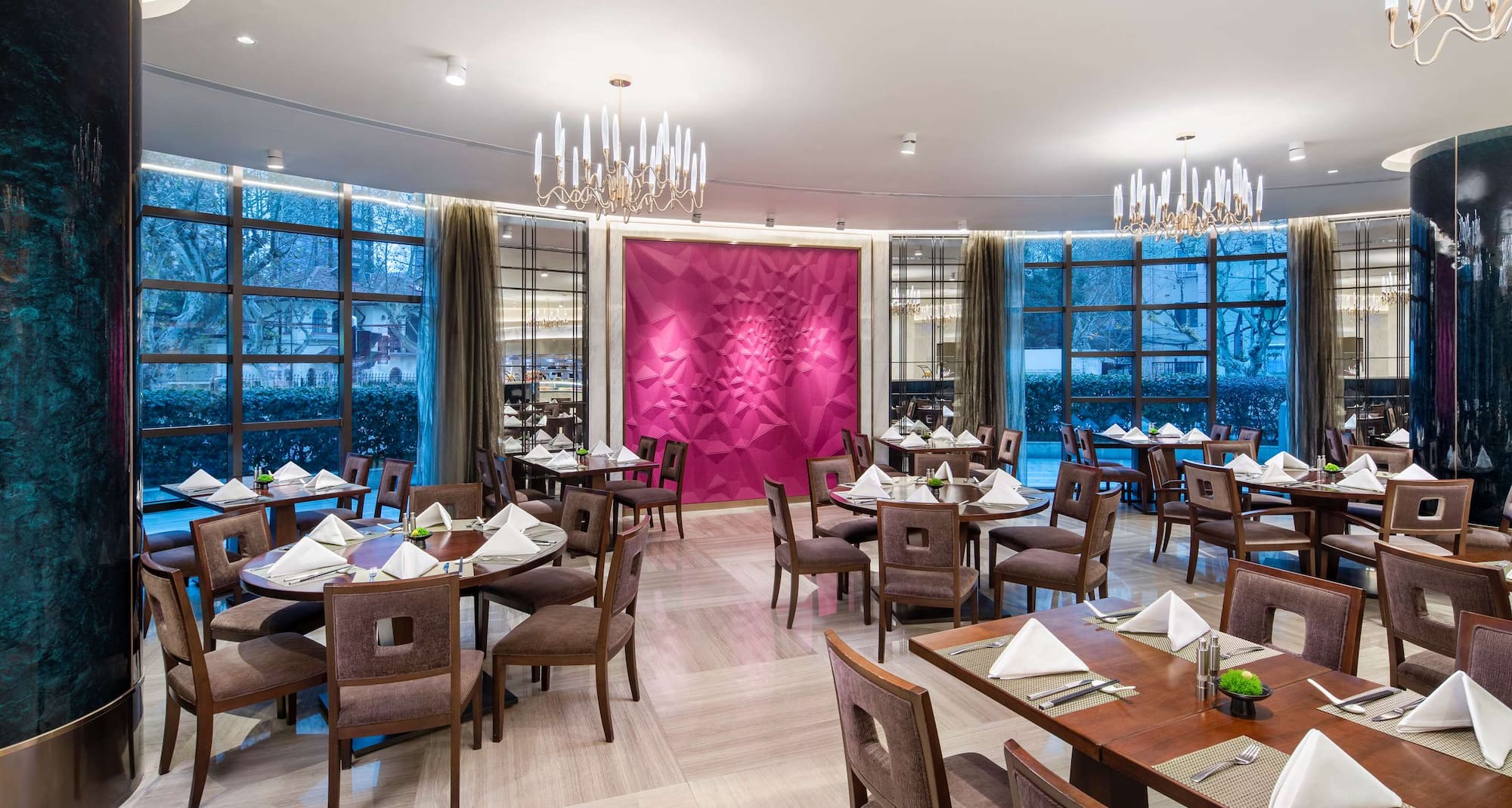 Radisson Collection Hotel, Xing Guo Shanghai - Café Li Brasserie