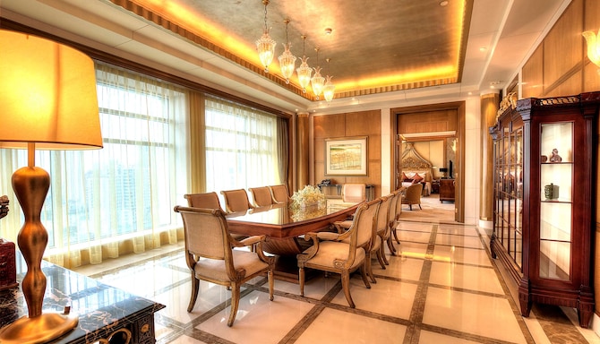Radisson Blu Plaza Xing Guo Hotel Shanghai - Presidential Suite