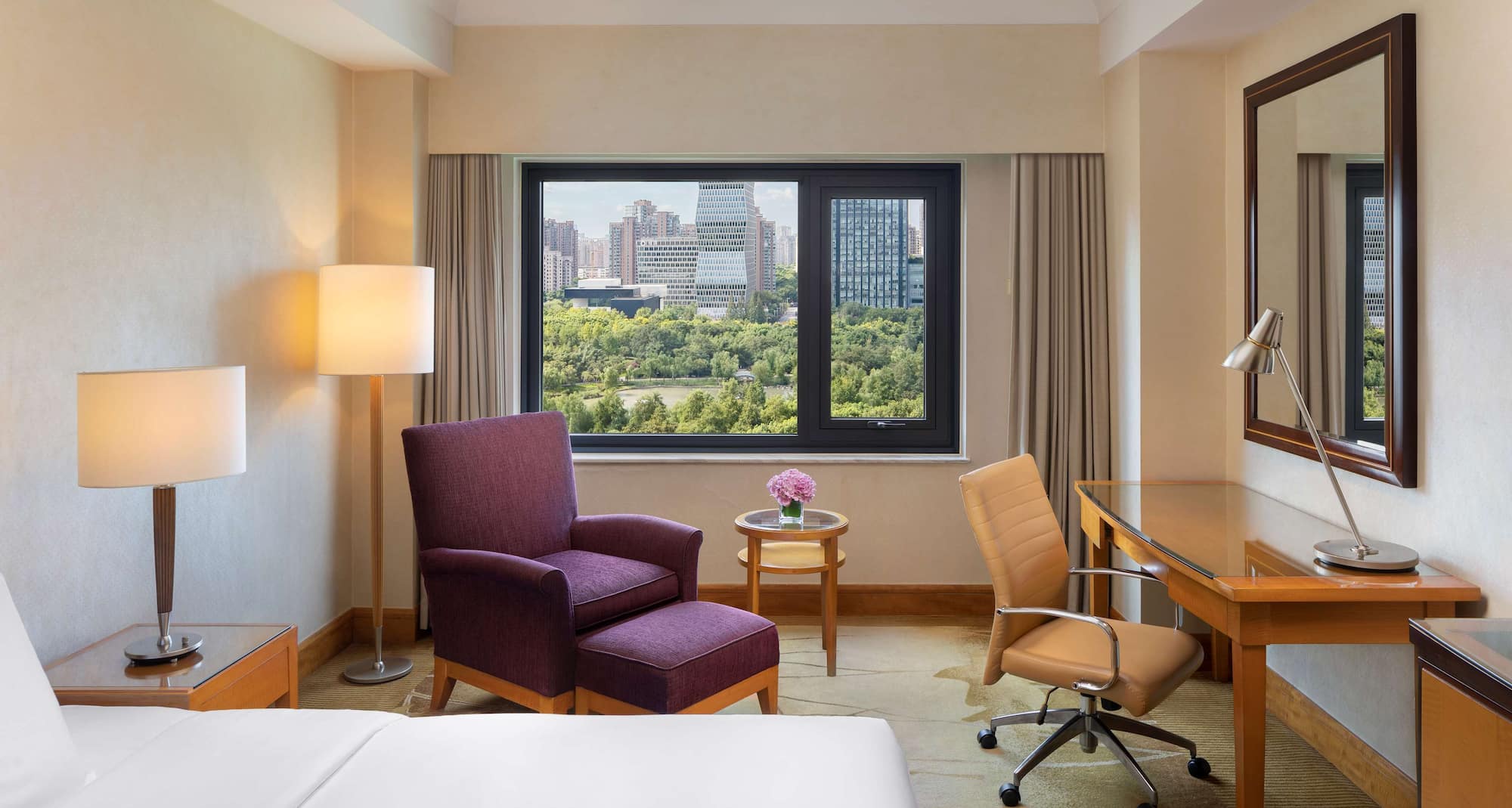 Radisson Collection Hotel, Yangtze Shanghai - Collection Superior Room