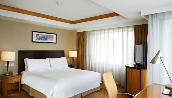 Radisson Collection Hotel, Yangtze Shanghai - Guest room