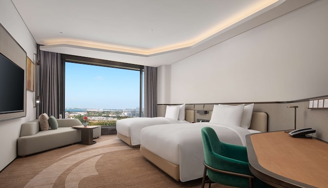 上海临港锦江国际酒店 - Radisson Collection Lingang Shanghai - City View Deluxe Twin Room