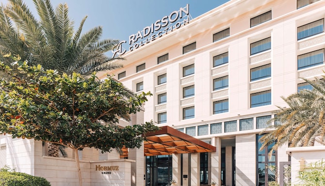 Radisson Collection Muscat, Hormuz Grand - Main Entrance of the hotel