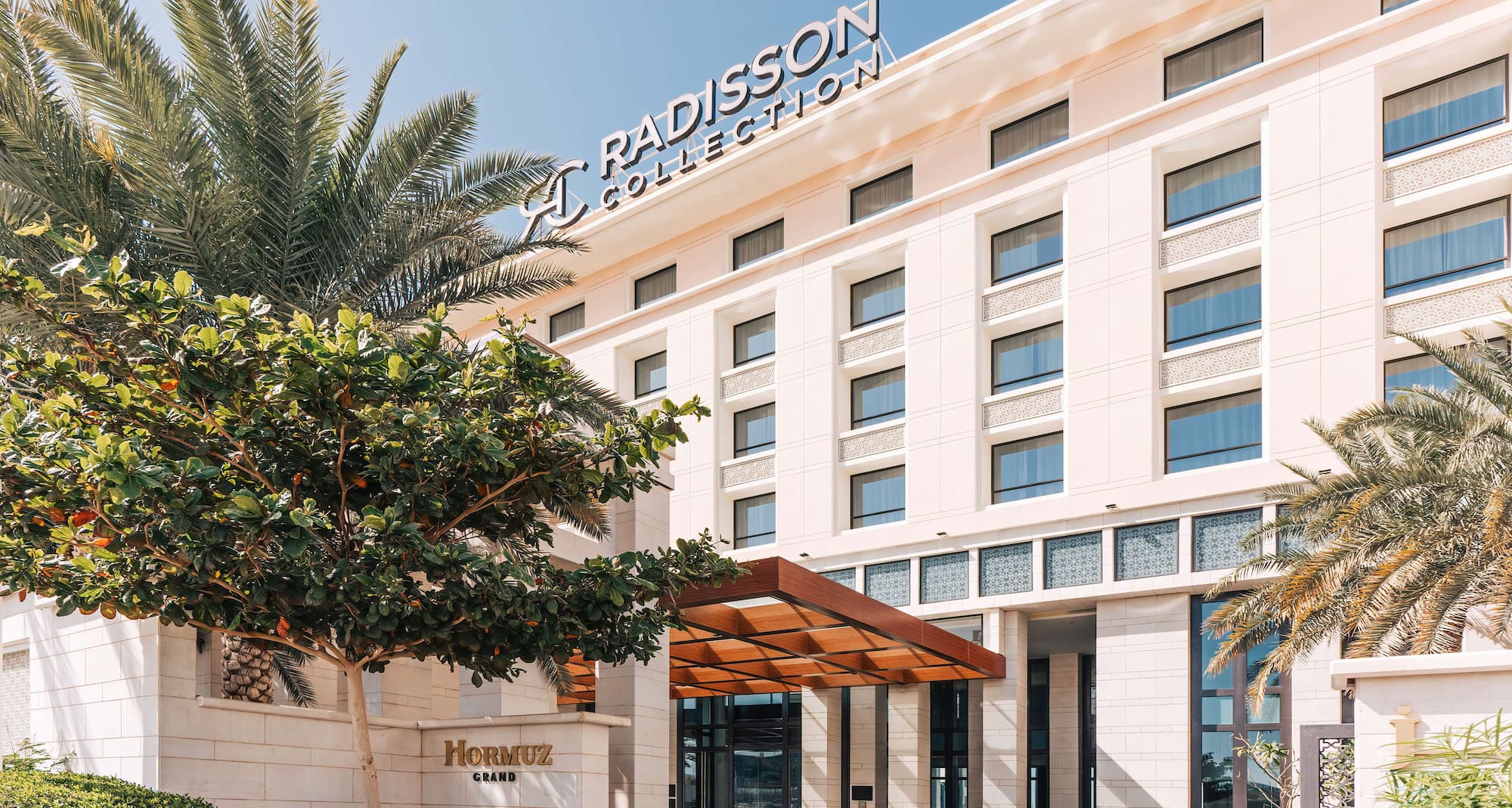 Radisson Collection Muscat, Hormuz Grand - Main Entrance of the hotel