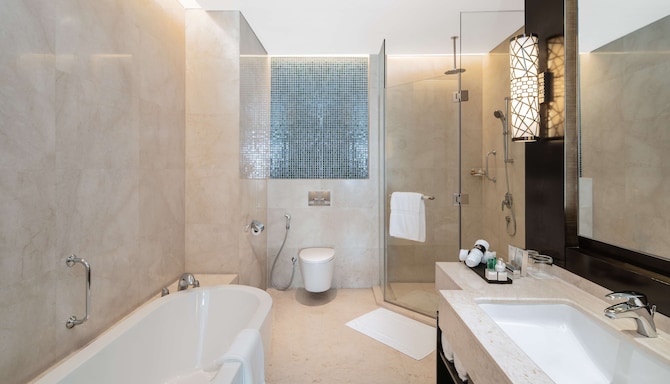 Radisson Collection Muscat, Hormuz Grand - غرفة الضيوف