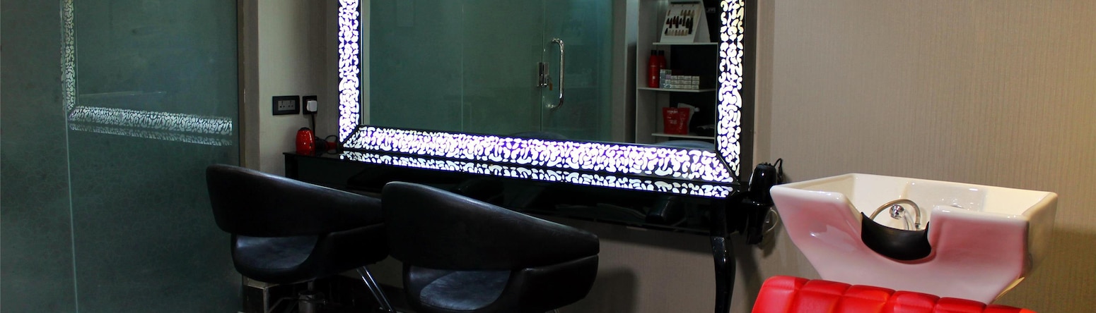 Radisson Collection Muscat, Hormuz Grand - Hair Salon