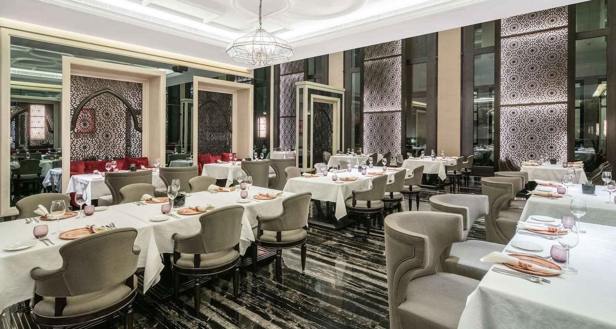 Radisson Collection Muscat, Hormuz Grand - Qureshi Bab-Al-Hind restaurant