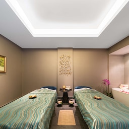 Hormuz Grand, Muscat A Radisson Collection Hotel - Spa treatment room for couples