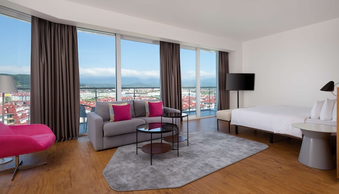 Radisson Collection Paradise Resort & Spa, Sochi - Junior Suite - Sofa