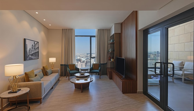 Radisson Collection Residences, Riyadh - Suite With Terrace