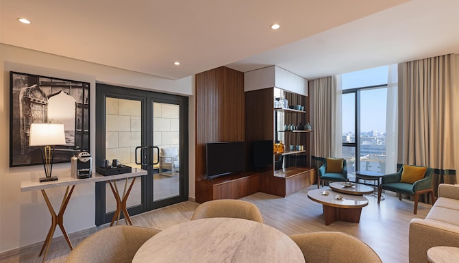 Radisson Collection Residences, Riyadh - Collection Three Bedroom Suite with Terrace