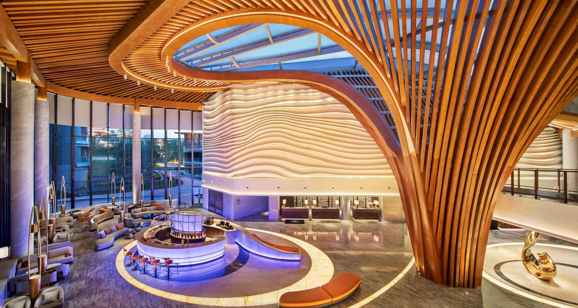 Radisson Collection Resort, Nanjing - Hotel lobby night view