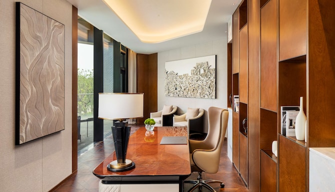 Radisson Collection Resort, Nanjing - Presidental Suite-Reading Room