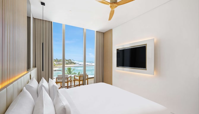Radisson Collection Resort & Spa, Galle - Collection Deluxe Room with ocean view
