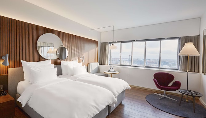 Radisson Collection Royal Hotel i København: Collection Superior-rom: utsikt mot Tivoli