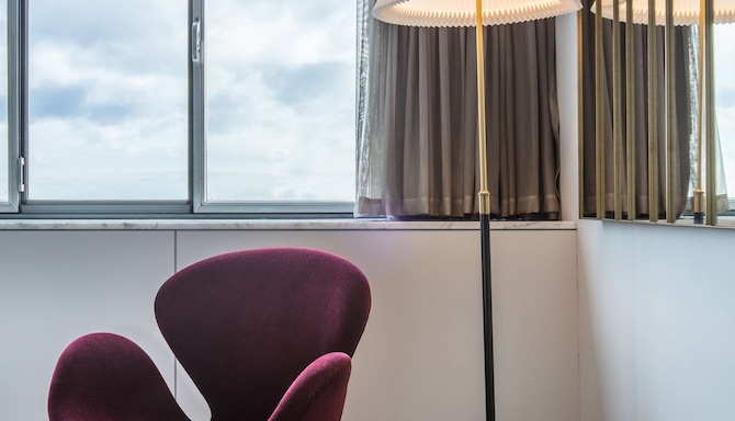 Radisson Collection Royal Hotel, Copenhagen - Superior Room with Tivoli view