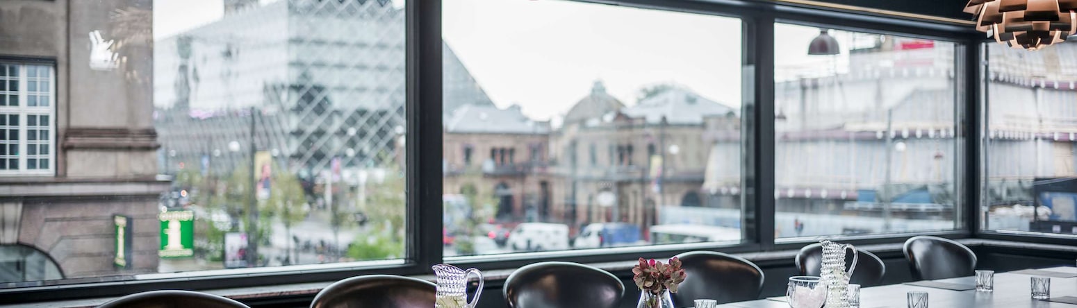 Radisson Collection Royal Hotel, Copenhagen - Meeting room Swan I + II boardroom set-up
